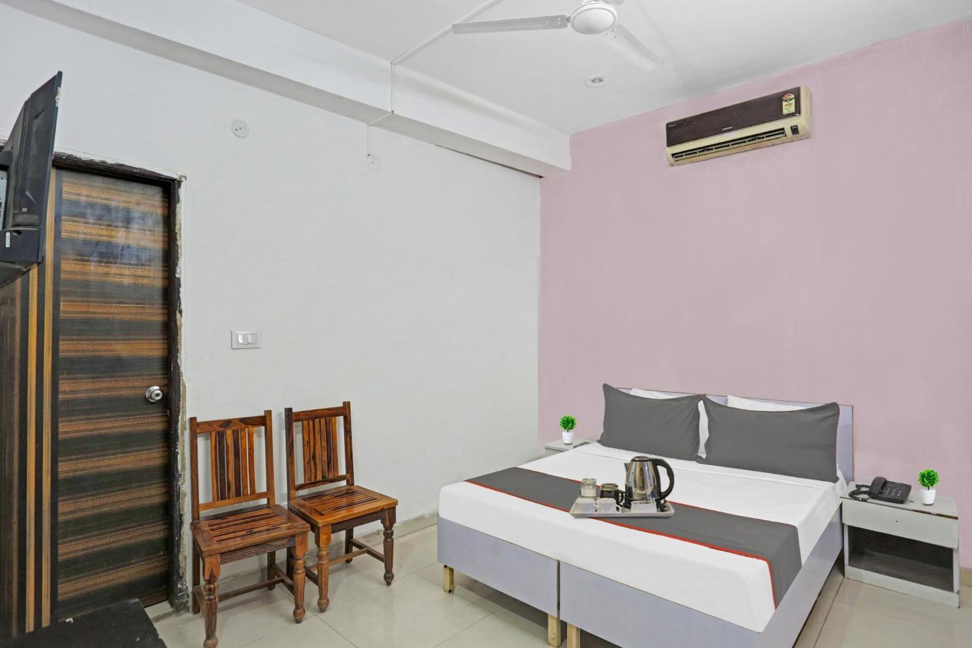 ניו דלהי Hotel O Imperial Residency Near Dashrath Puri Metro Station מראה חיצוני תמונה