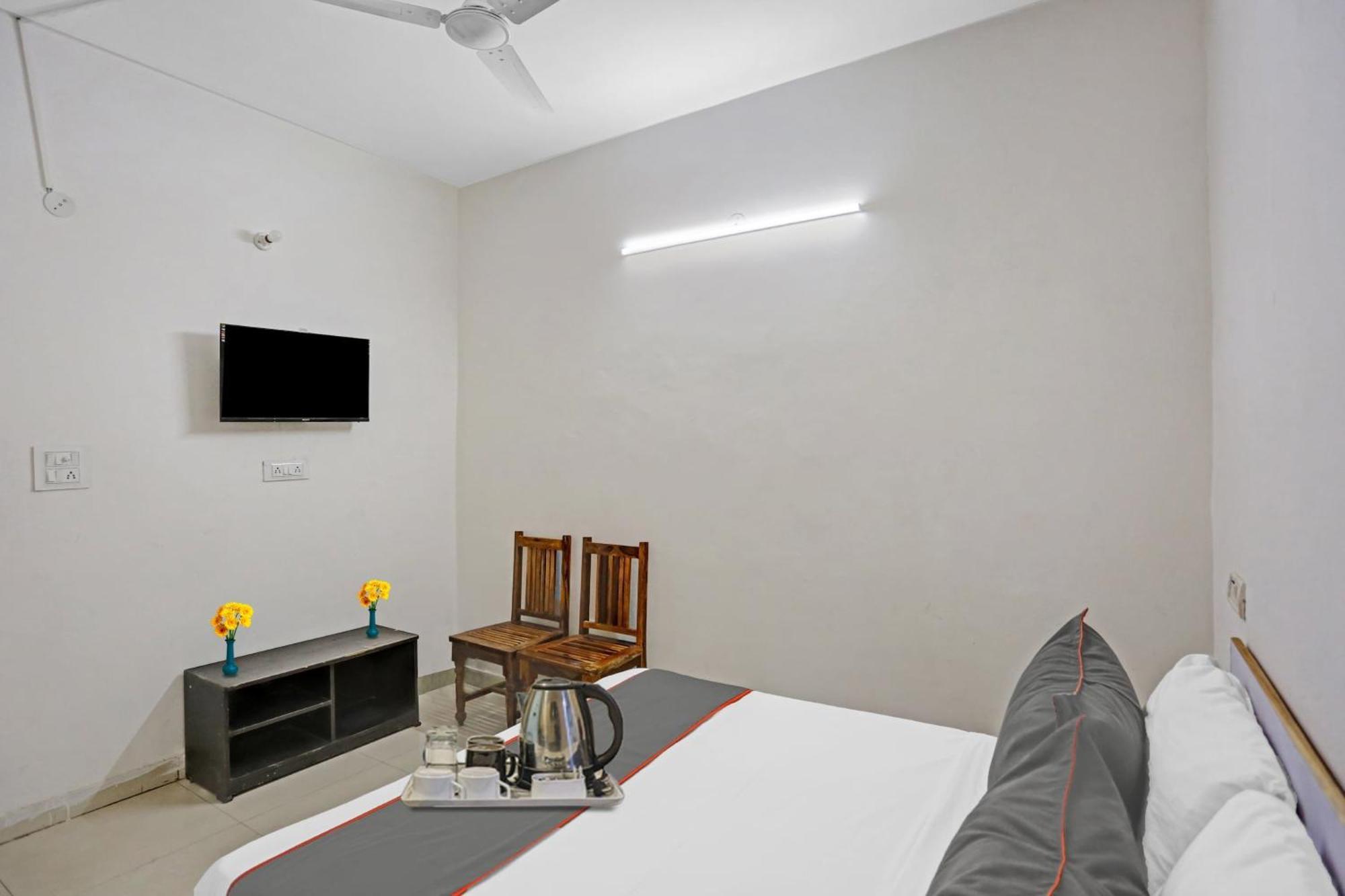 ניו דלהי Hotel O Imperial Residency Near Dashrath Puri Metro Station מראה חיצוני תמונה